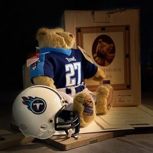 NWT Signed Eddie George Titans Sports Bear
